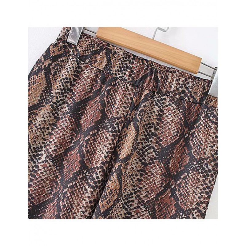Fashion Dark Red Snake Skin Pattern Decorated Long PantsNo.:E870635(0) Write a review Fashion Dark Red Snake Skin Pattern Decorated Long PantsNo.:E870635(0) Write a review