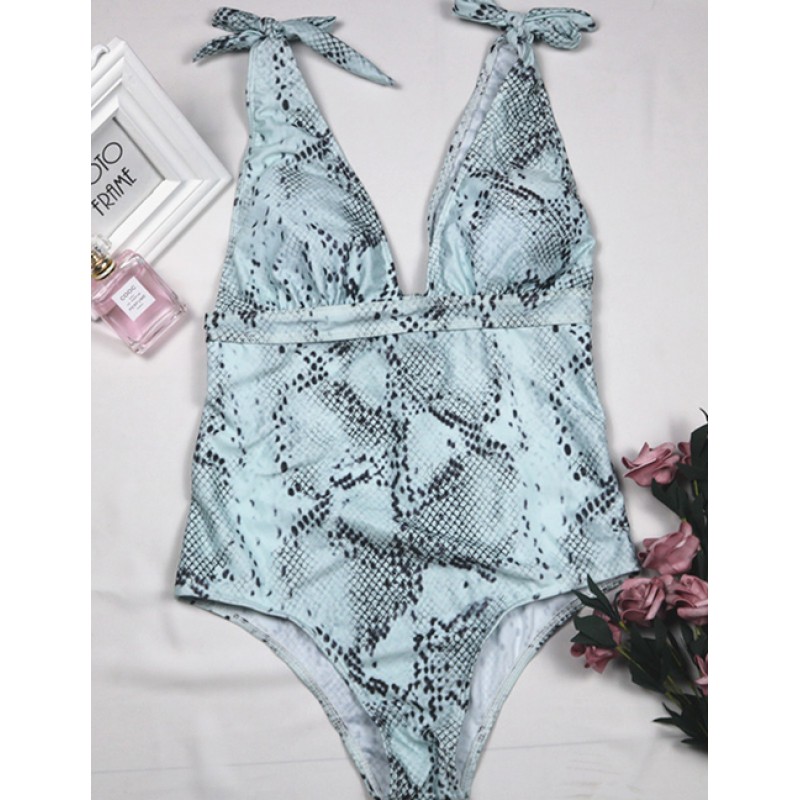 Sexy White Flower Pattern Decorated One-piece Swimwear Sexy White Flower Pattern Decorated One-piece Swimwear